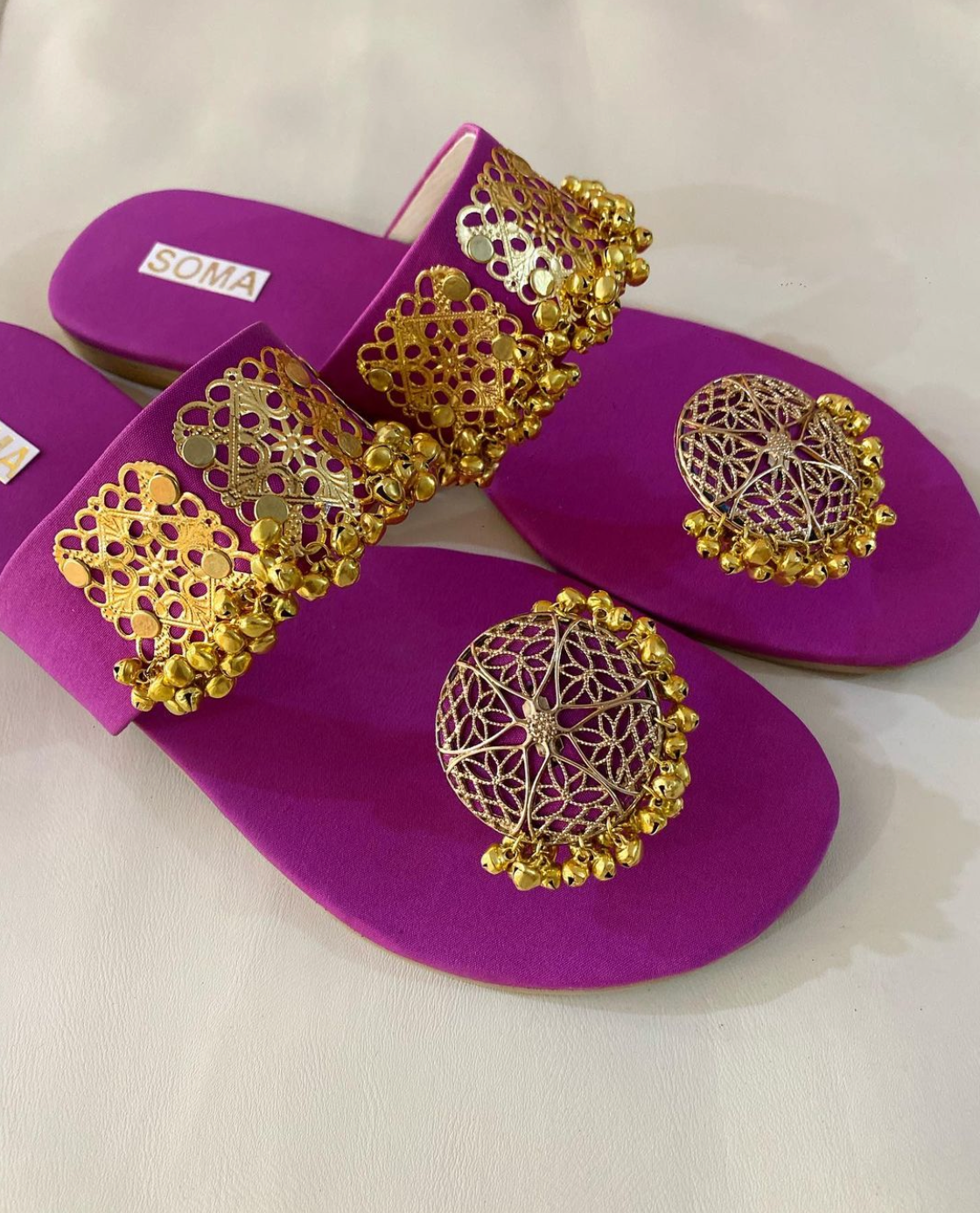 Chaandbali Kolhapuri (with silver Ghungroo)