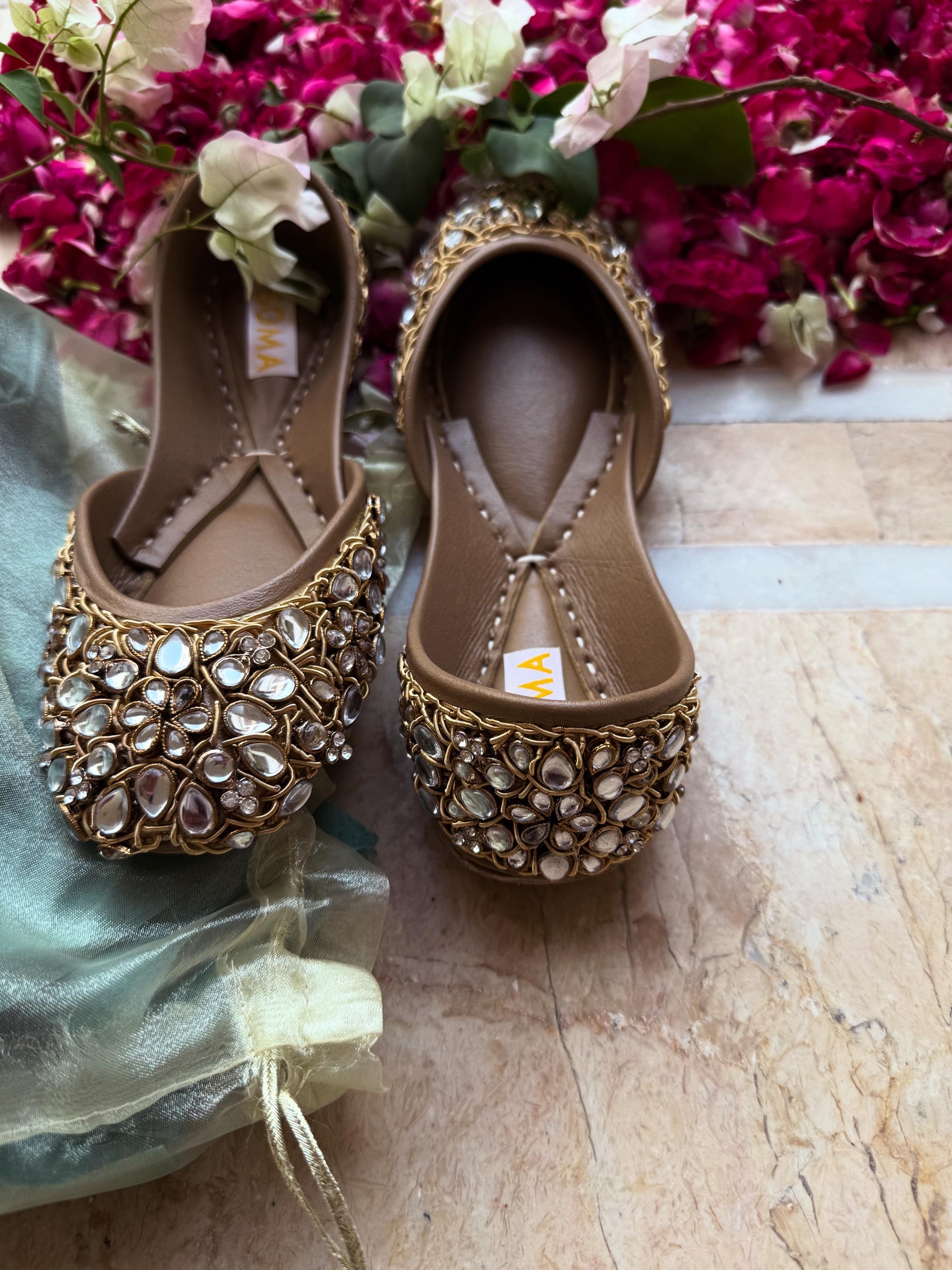Kundan Sparkle