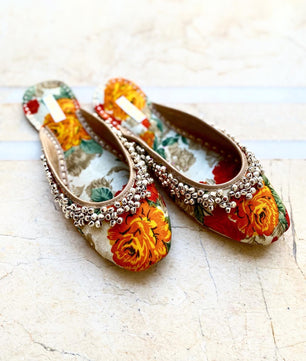 Capa Backless with Bells