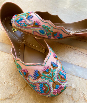 SPRING KASHMIRA کشمیرا pastel floral khussa by SOMA