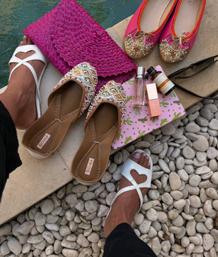 Java Heart Sandals