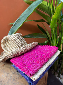 Mia ALL seasons hat