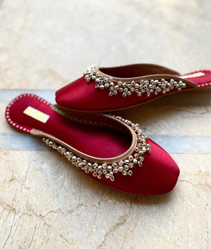 Capa Backless with Bells