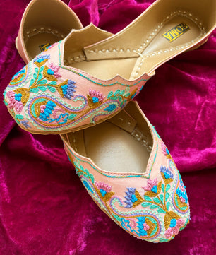 SPRING KASHMIRA کشمیرا pastel floral khussa by SOMA