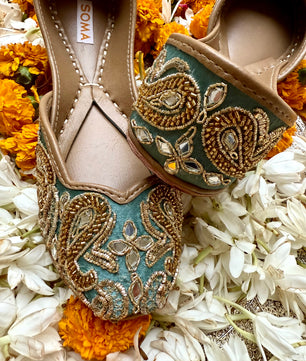 Damicheale with back work