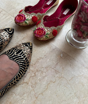 SASSI سسی – Black Velvet & Gold Mukesh Khussa
