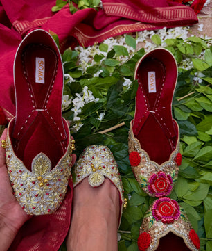 SOMA CHAMELI handmade gota jutti for brides and mehndi