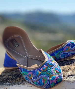 KASHMIRA کشمیرا Blue handcrafted khussa by SOMA