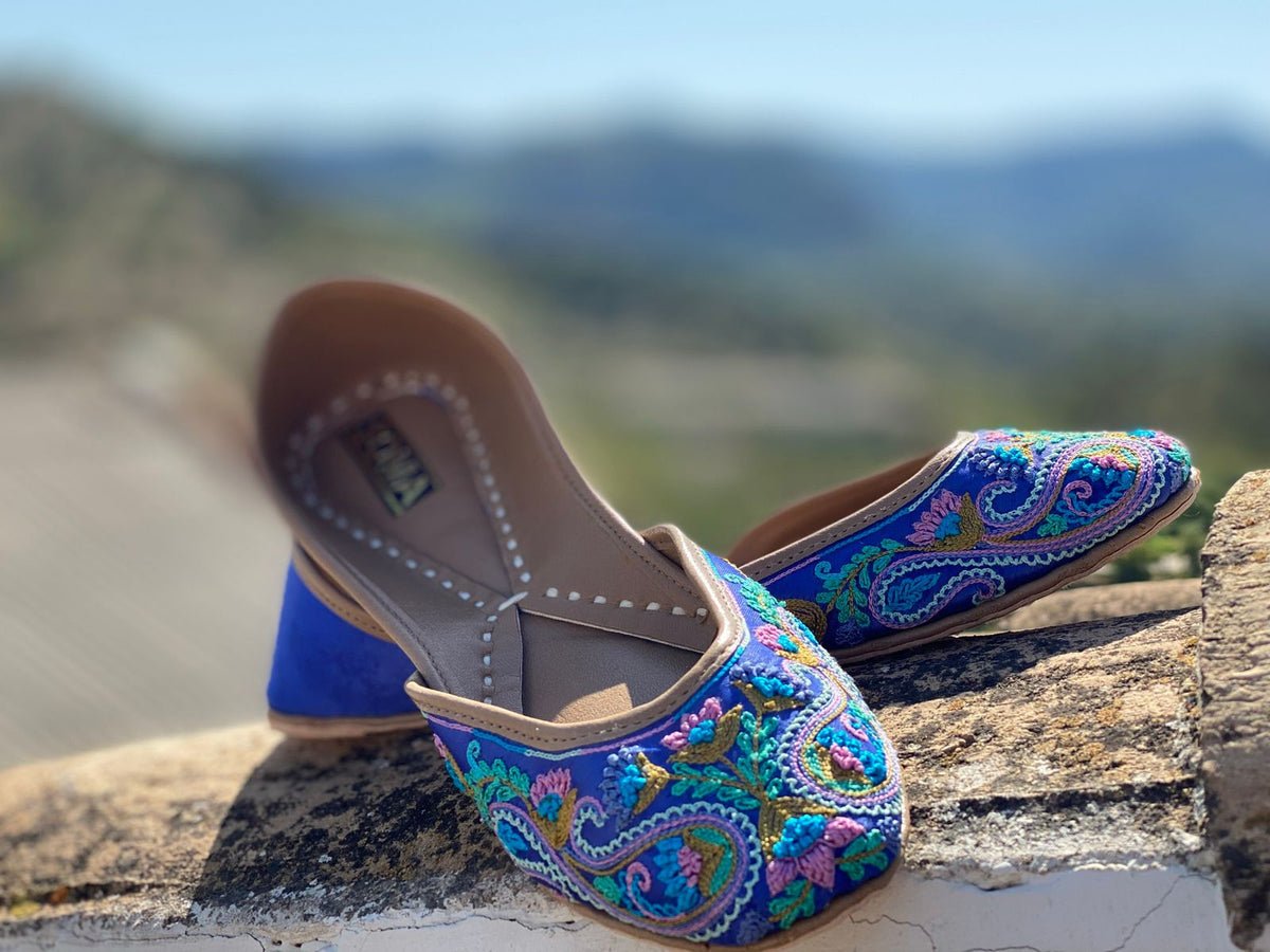 KASHMIRA کشمیرا Blue handcrafted khussa by SOMA