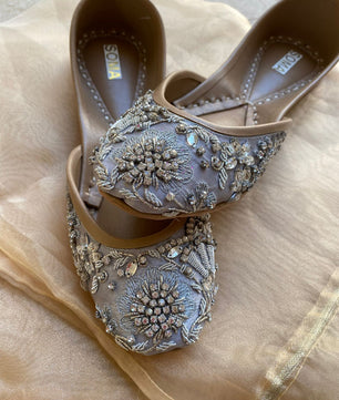 Silver Stone embellished khussa, handmade by SOMA