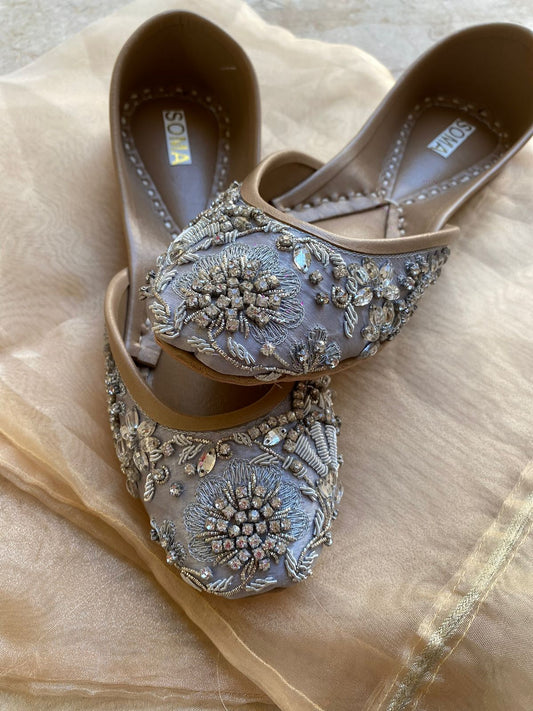 Silver Stone embellished khussa, handmade by SOMA