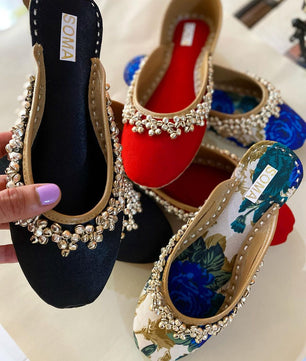 Capa Backless with Bells