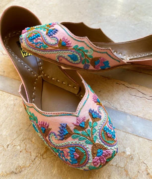 SOMA SPRING KASHMIRA flat floral jutti for mehndi and Eid
